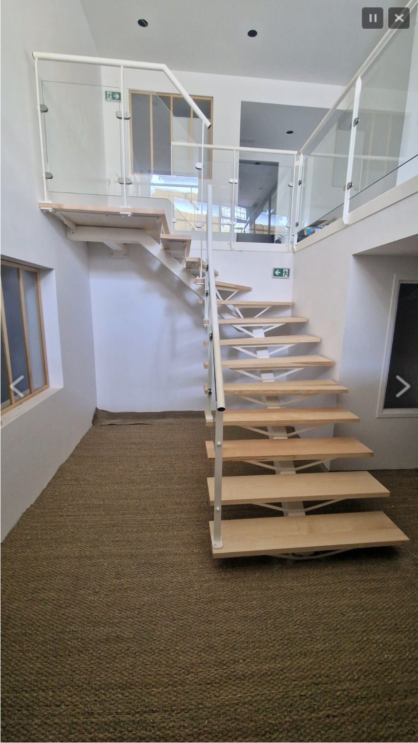 Centre de bien-être – Centre Équilibre, Grenoble (38) - escalier après travaux